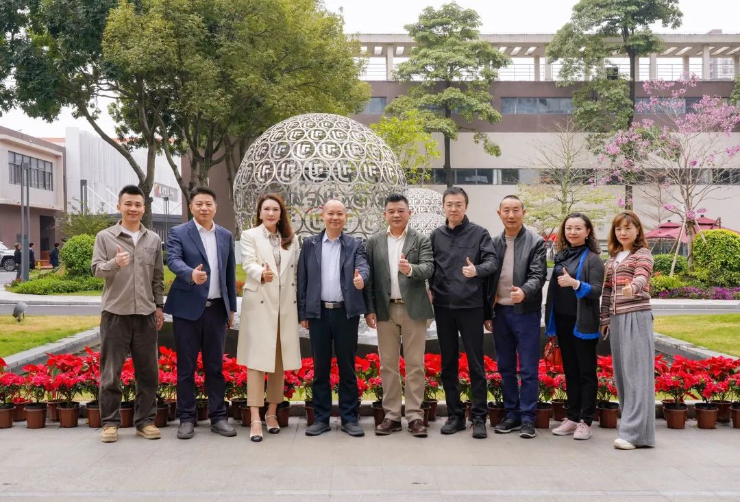 成都传媒集团成都智媒体城公司与黄金城集团励丰文化达成战略合作 共探数字未来